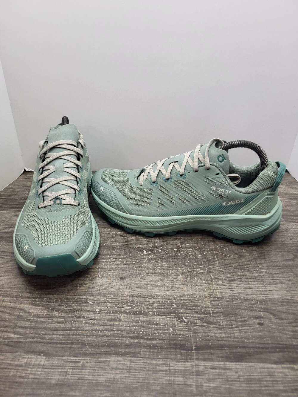 Oboz Katabatic LT Low GTX Sneaker Glacier Green Hiking Running Shoes Women's 8.5